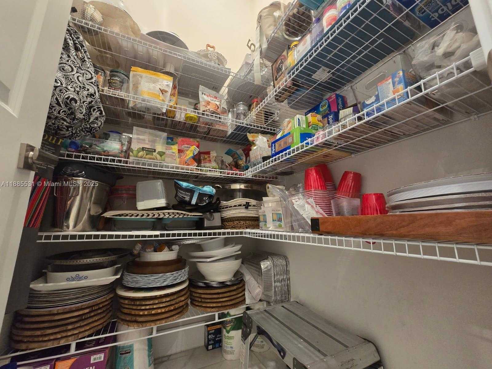 Small Image of 7959 LIBERTY WAY, Parkland Number 43