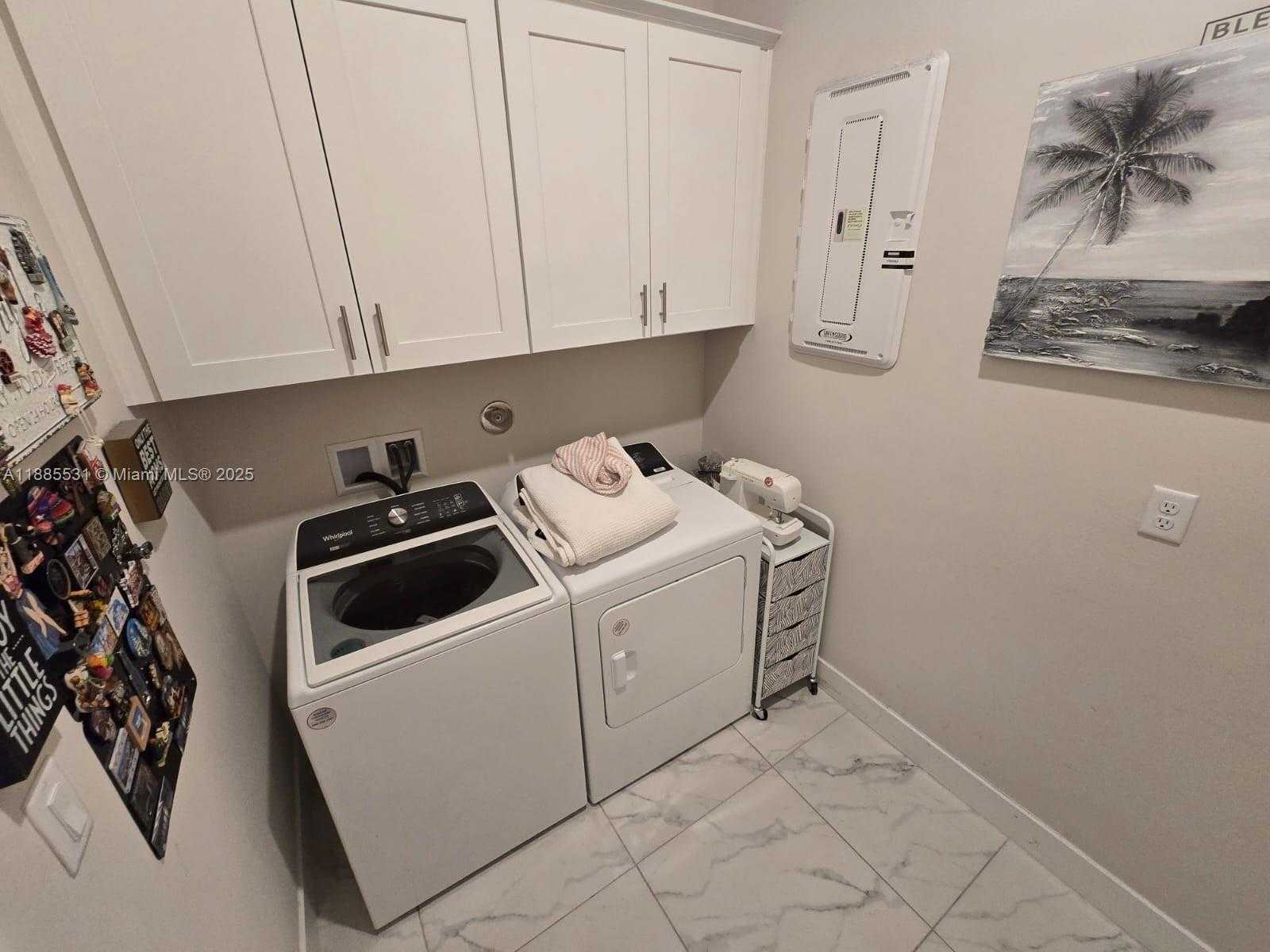 Small Image of 7959 LIBERTY WAY, Parkland Number 44