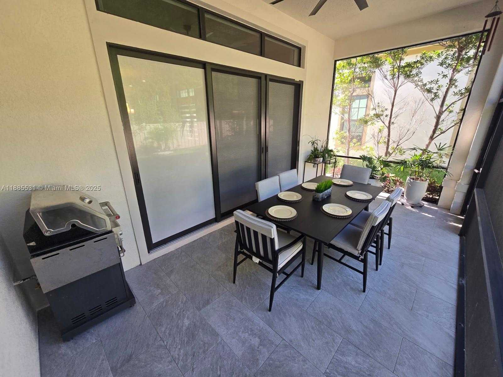 Small Image of 7959 LIBERTY WAY, Parkland Number 45