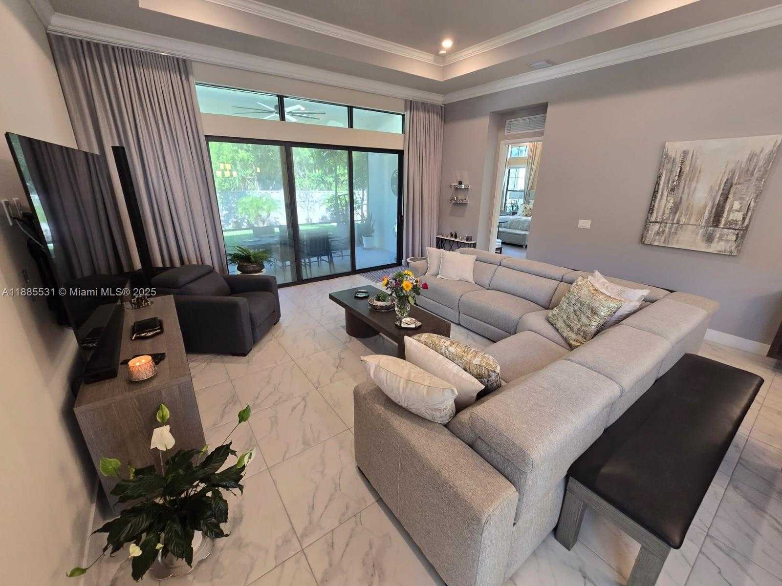Small Image of 7959 LIBERTY WAY, Parkland Number 5