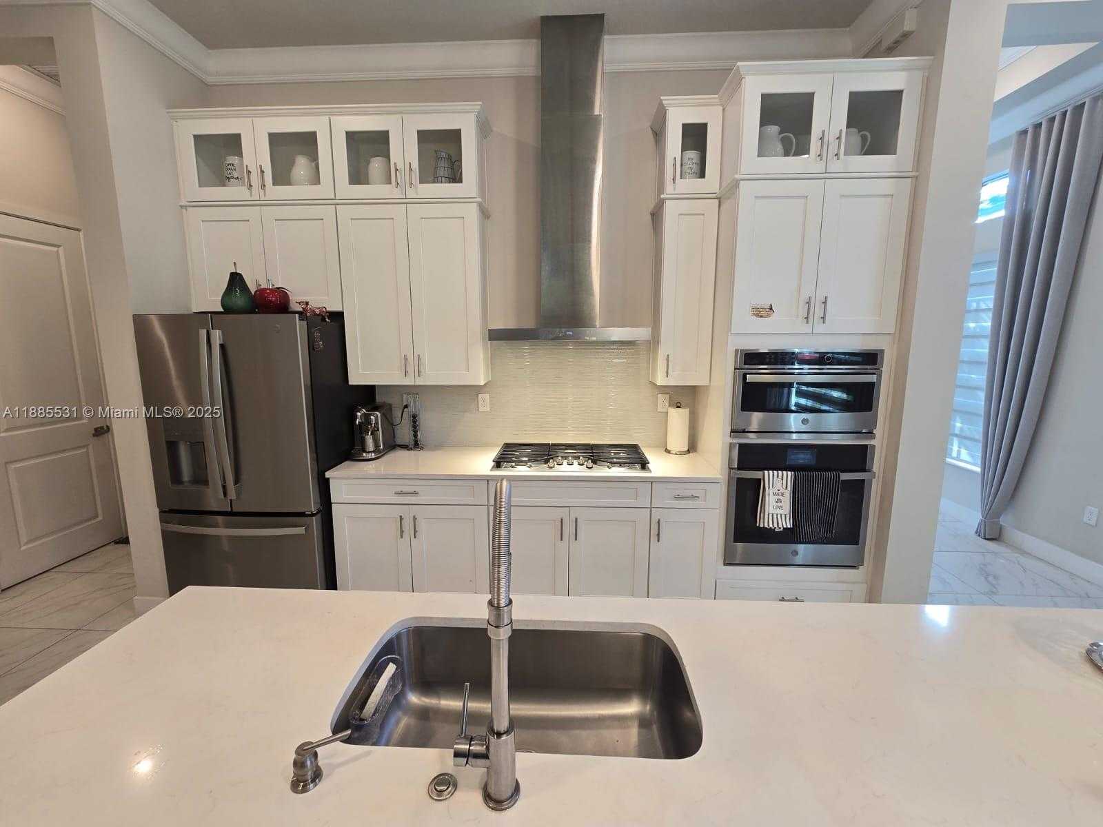 Small Image of 7959 LIBERTY WAY, Parkland Number 8