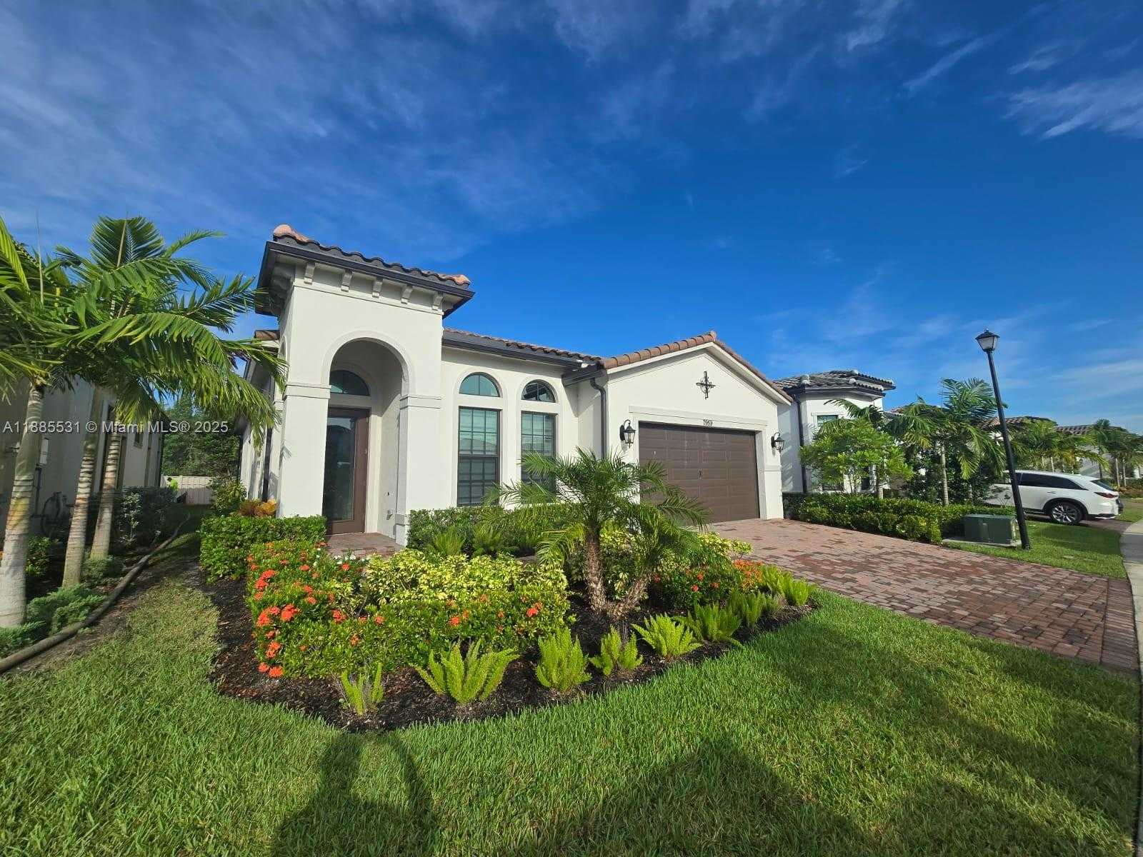Small Image of 7959 LIBERTY WAY, Parkland Number 86