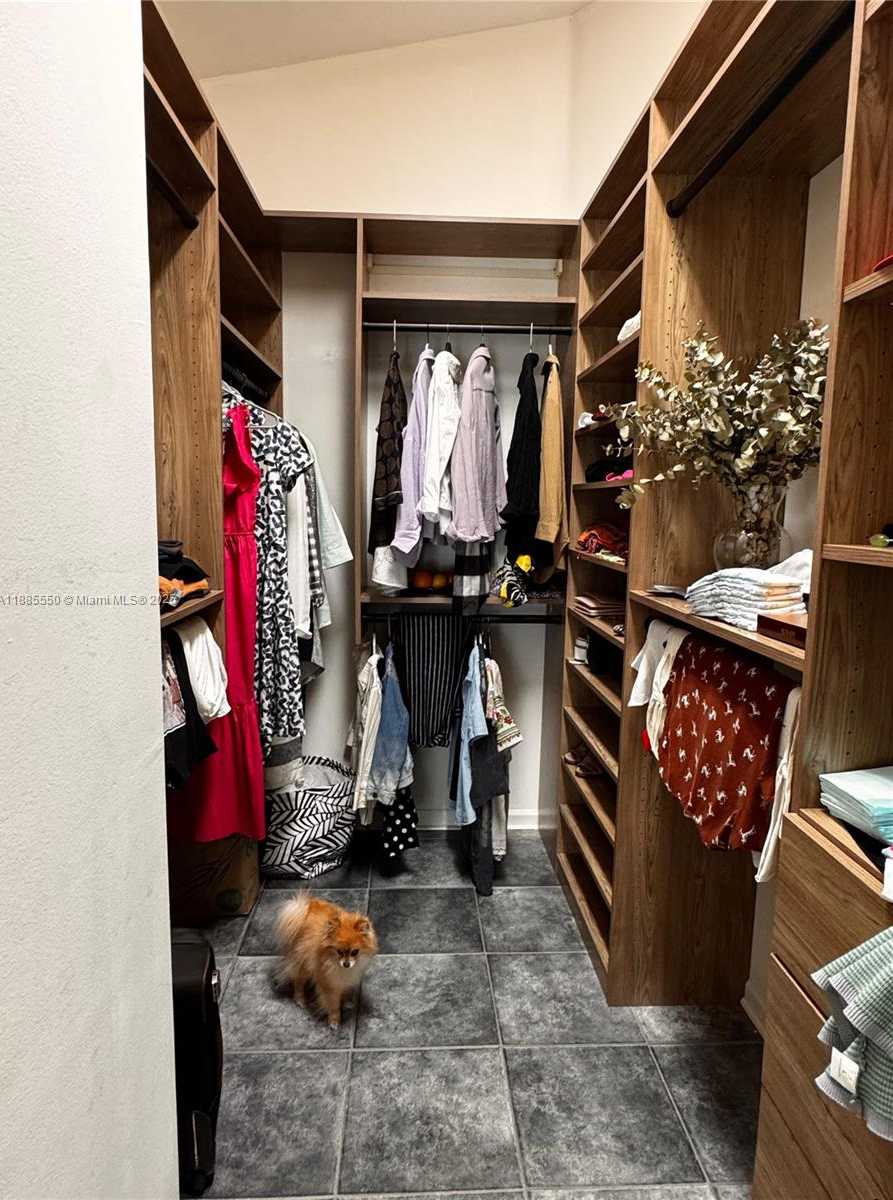 Imagen de Pequeño Objeto
