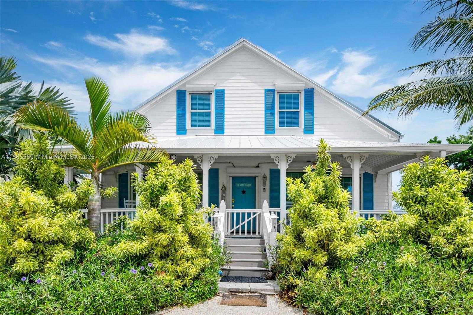 Small Image of Islamorada Number 18