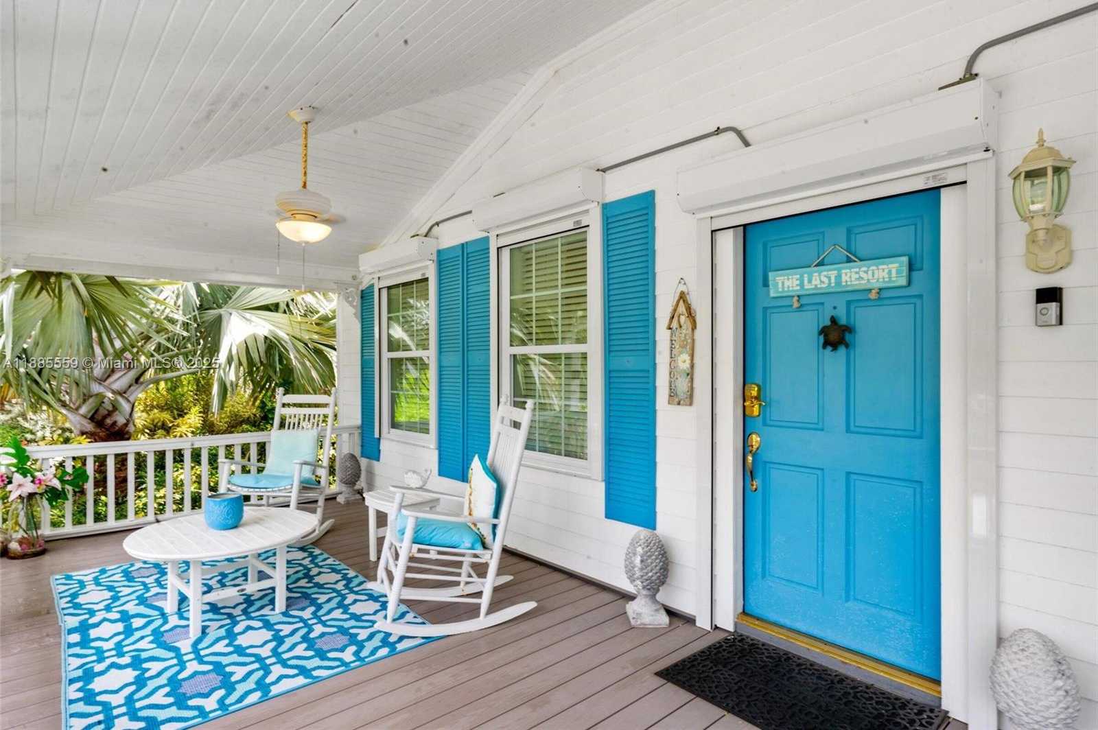 Small Image of Islamorada Number 19