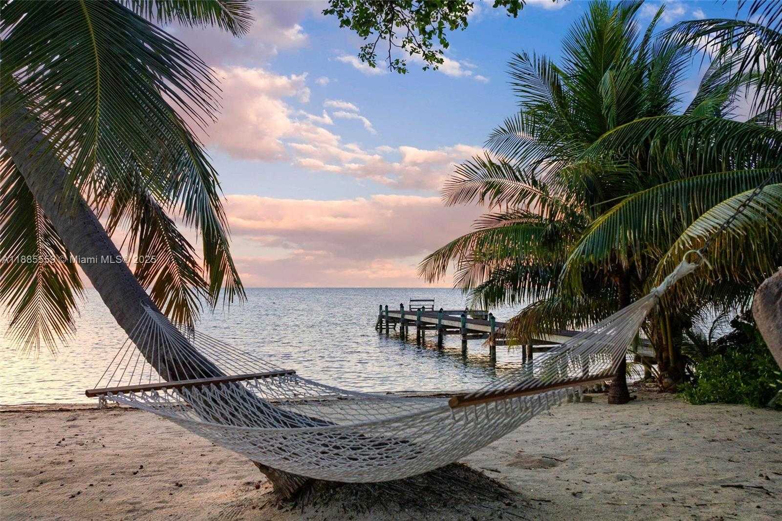 Small Image of Islamorada Number 4