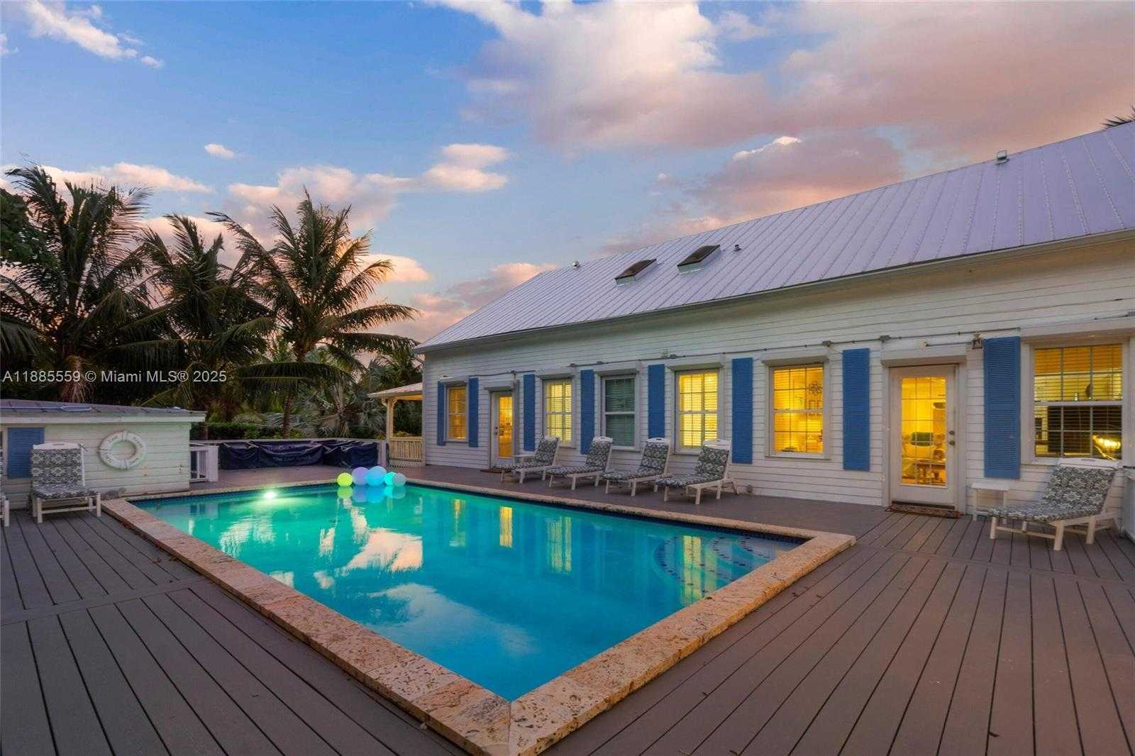 Small Image of Islamorada Number 57