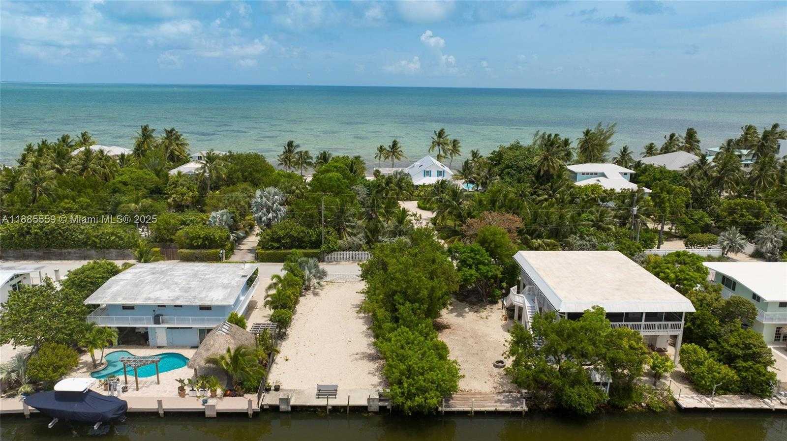 Small Image of Islamorada Number 71
