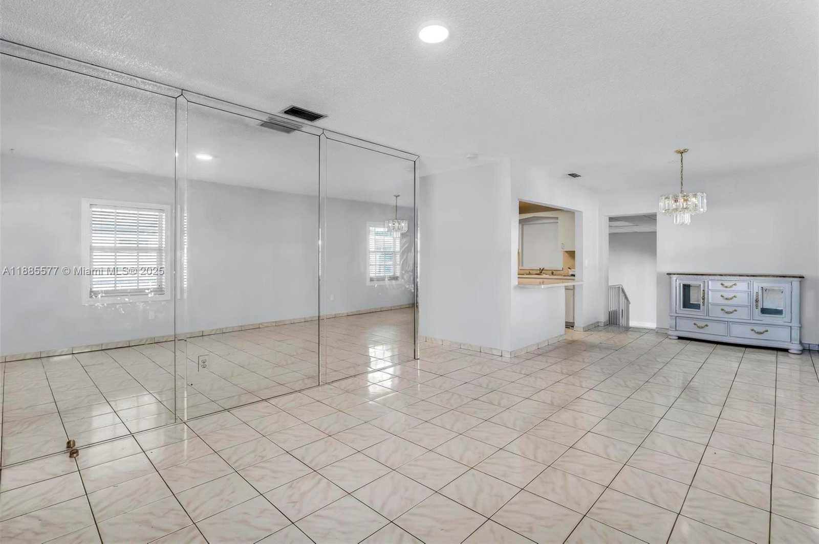 Small Image of 280 EAST 39TH ST, Hialeah Number 13