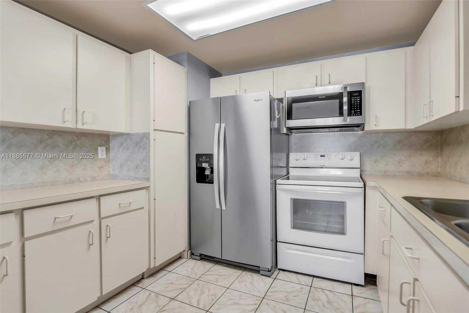 Small Image of 280 EAST 39TH ST, Hialeah Number 18