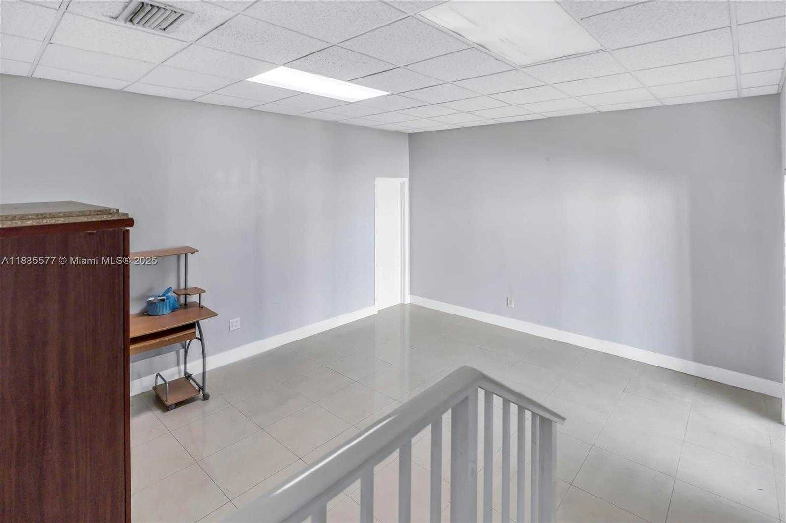 Small Image of 280 EAST 39TH ST, Hialeah Number 19