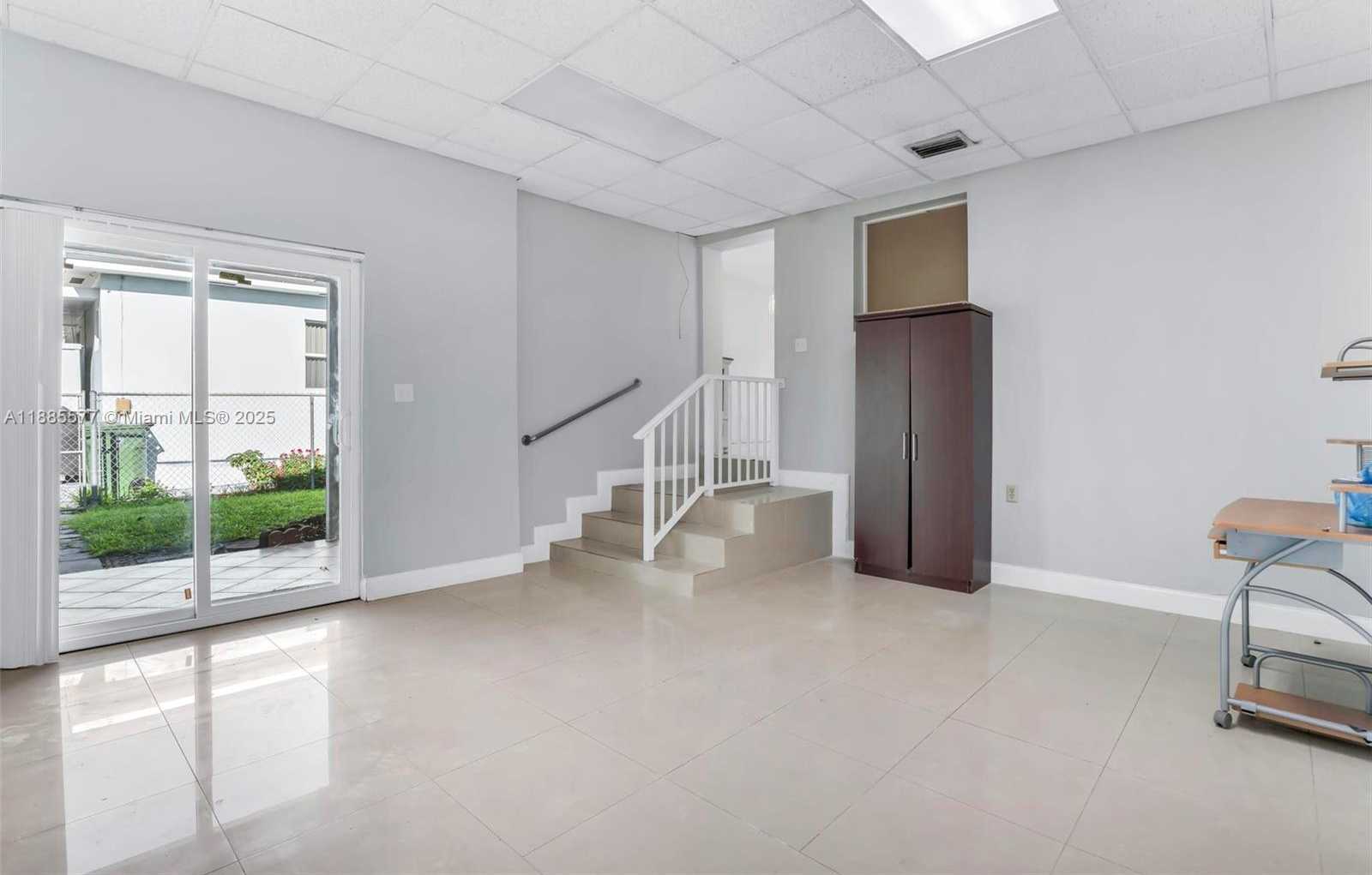 Small Image of 280 EAST 39TH ST, Hialeah Number 20