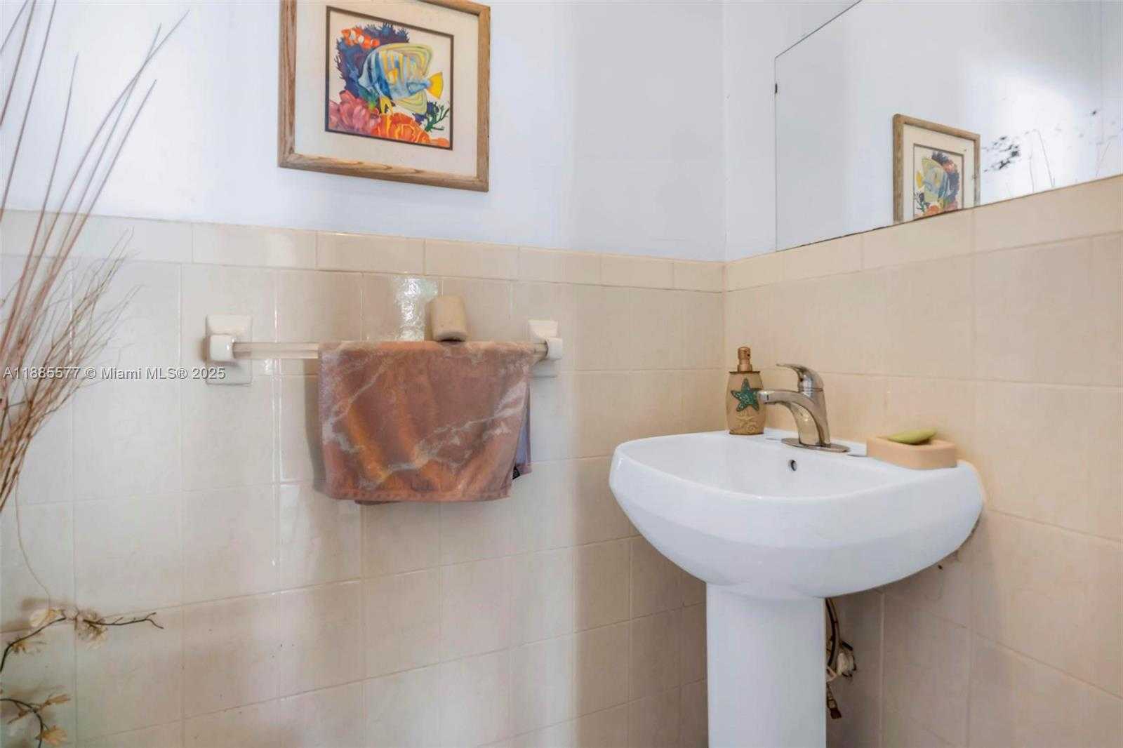 Small Image of 280 EAST 39TH ST, Hialeah Number 24