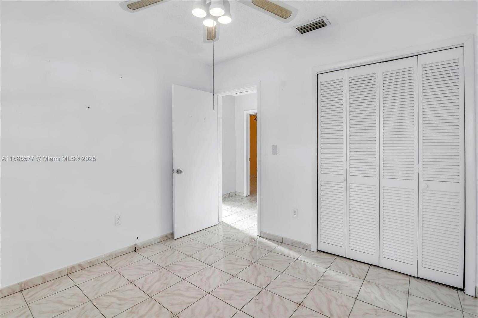 Small Image of 280 EAST 39TH ST, Hialeah Number 3