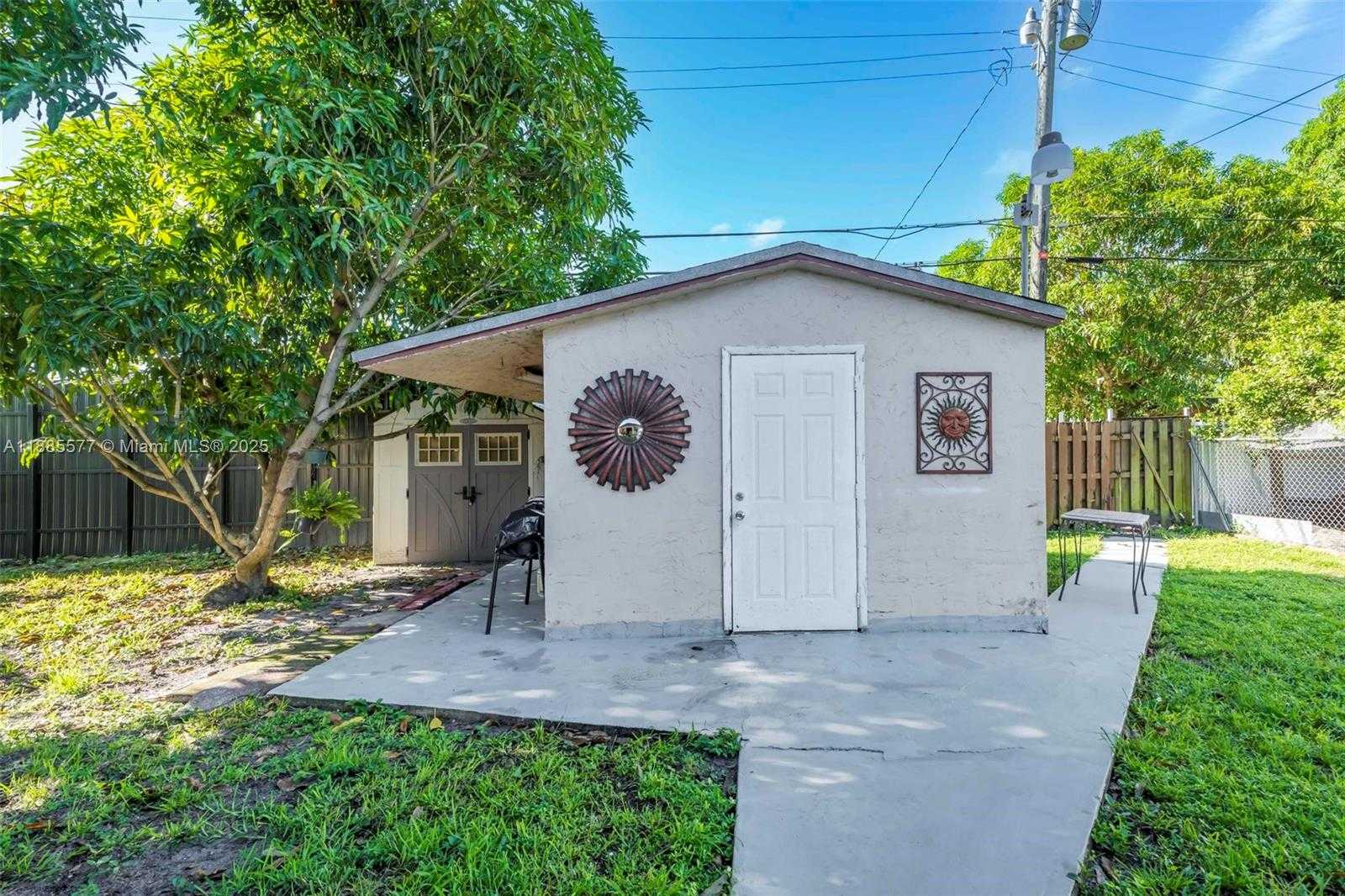 Small Image of 280 EAST 39TH ST, Hialeah Number 41