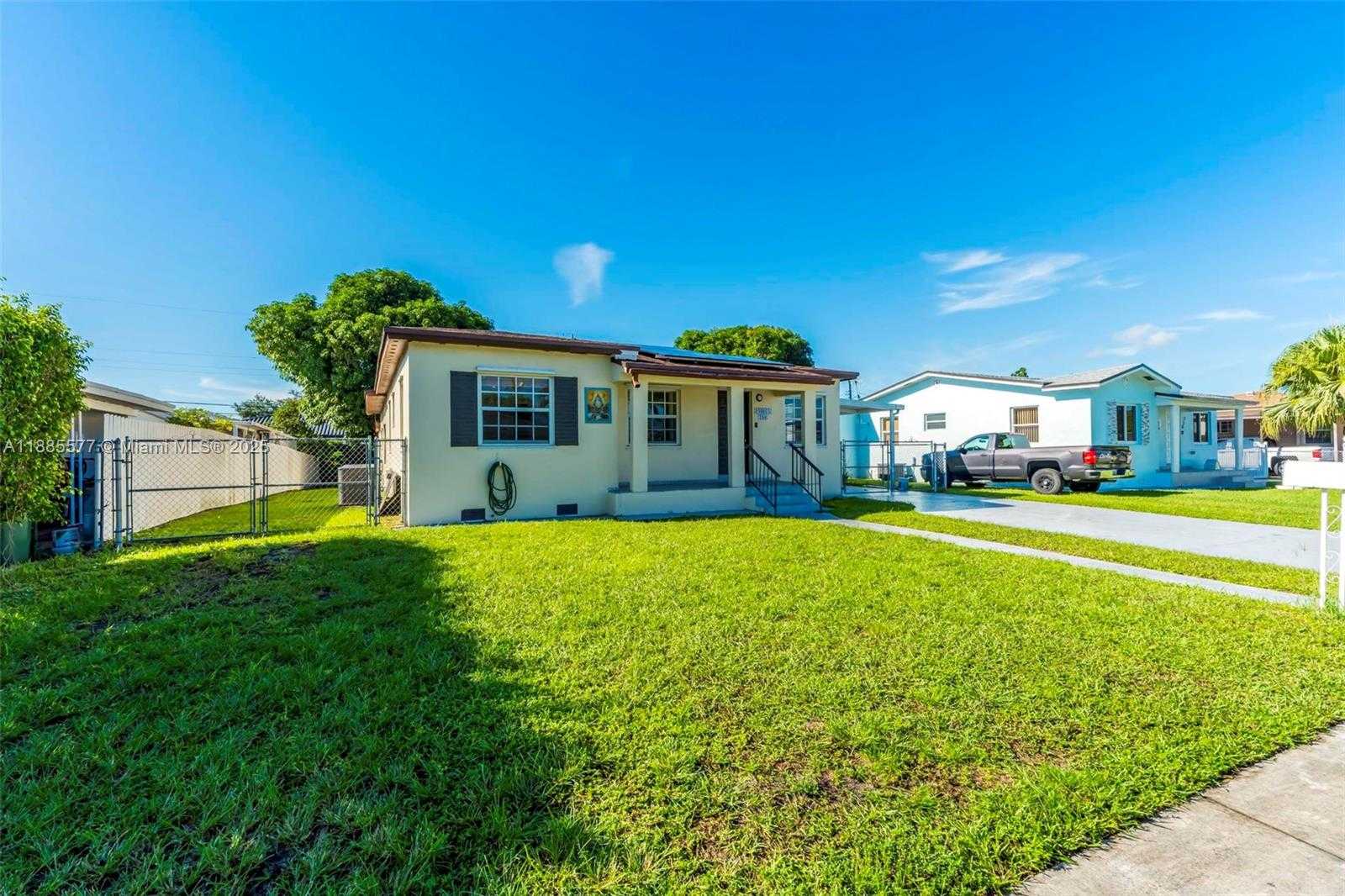 Small Image of 280 EAST 39TH ST, Hialeah Number 43