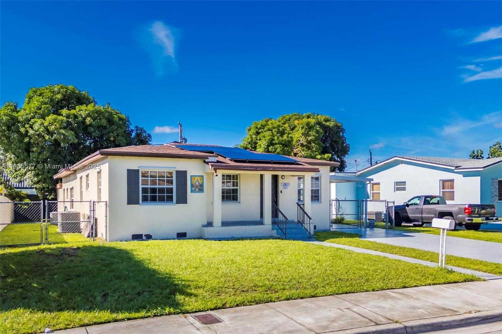 Small Image of 280 EAST 39TH ST, Hialeah Number 47
