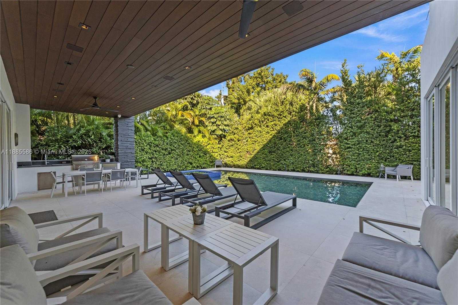 Small Image of 1261 99TH ST, Bay Harbor Islands Number 40