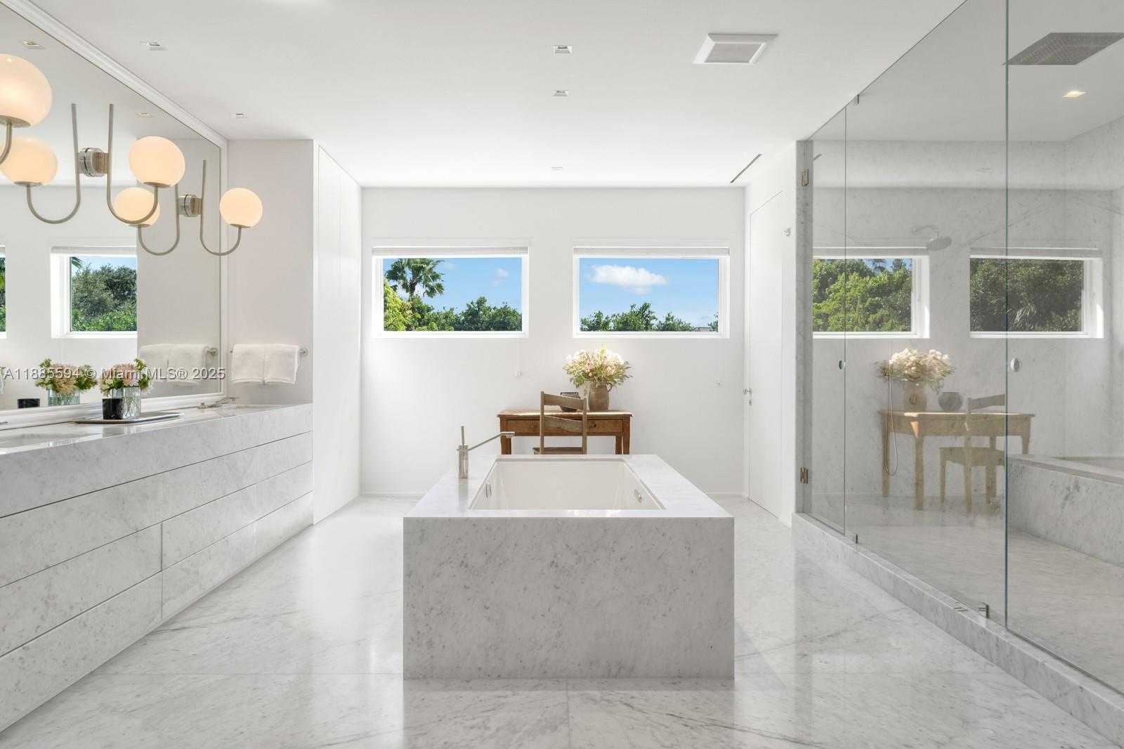 Small Image of 545 CASUARINA CONCOURSE, Coral Gables Number 15