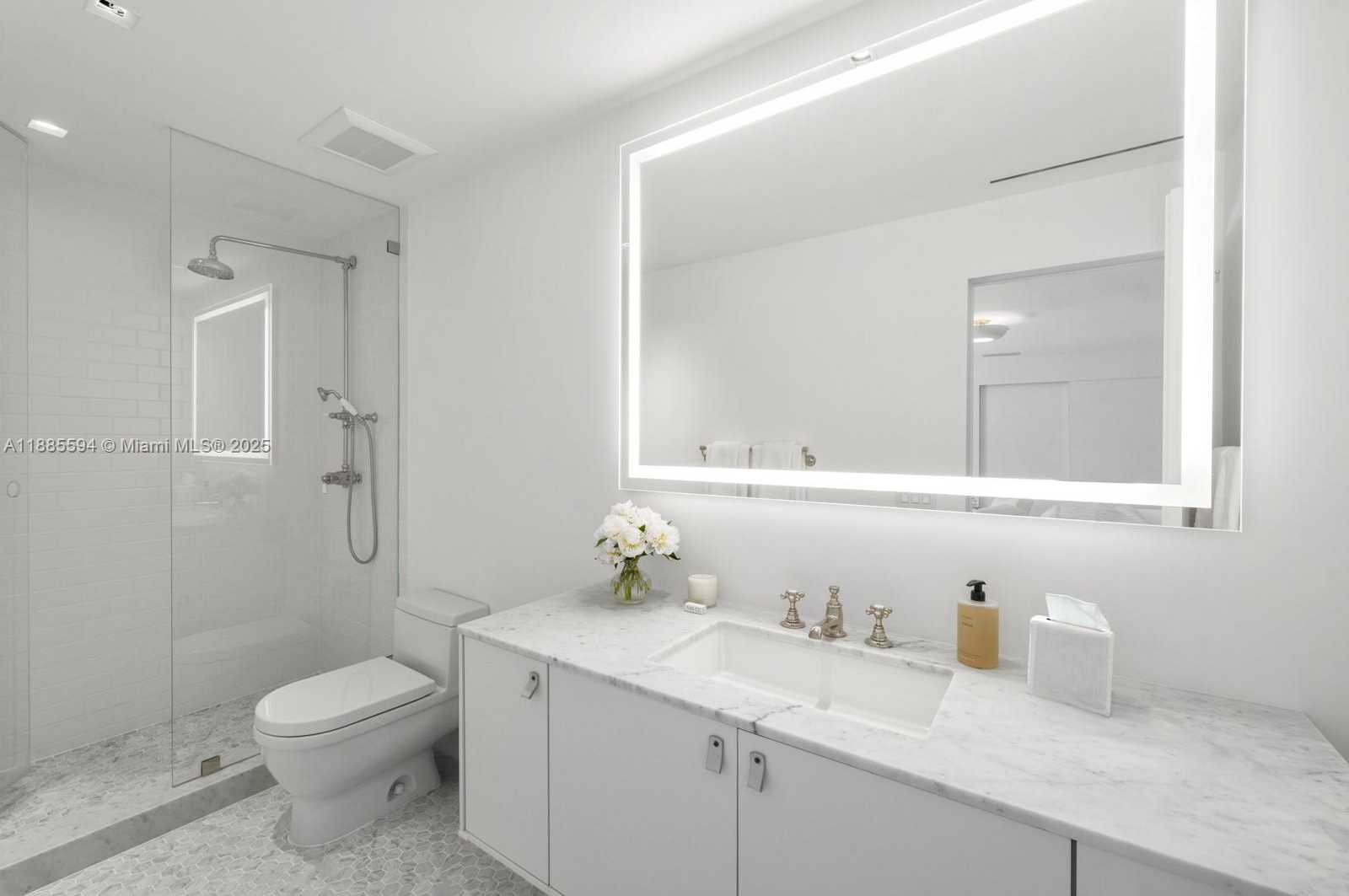 Small Image of 545 CASUARINA CONCOURSE, Coral Gables Number 24