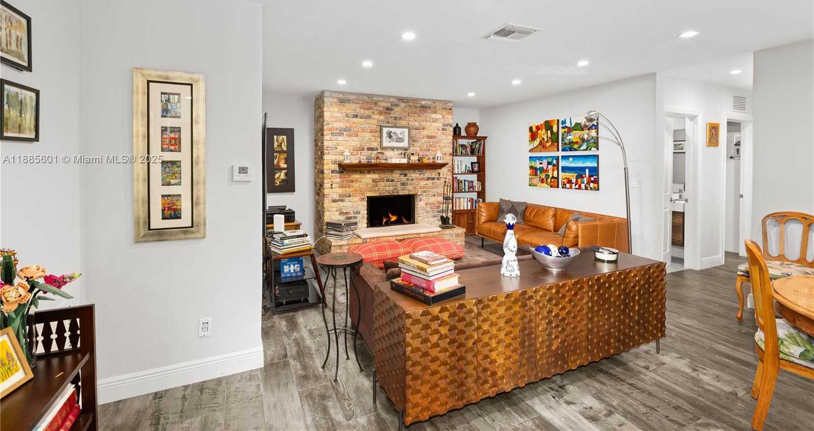 Small Image of 6809 MENTONE ST, Coral Gables Number 13