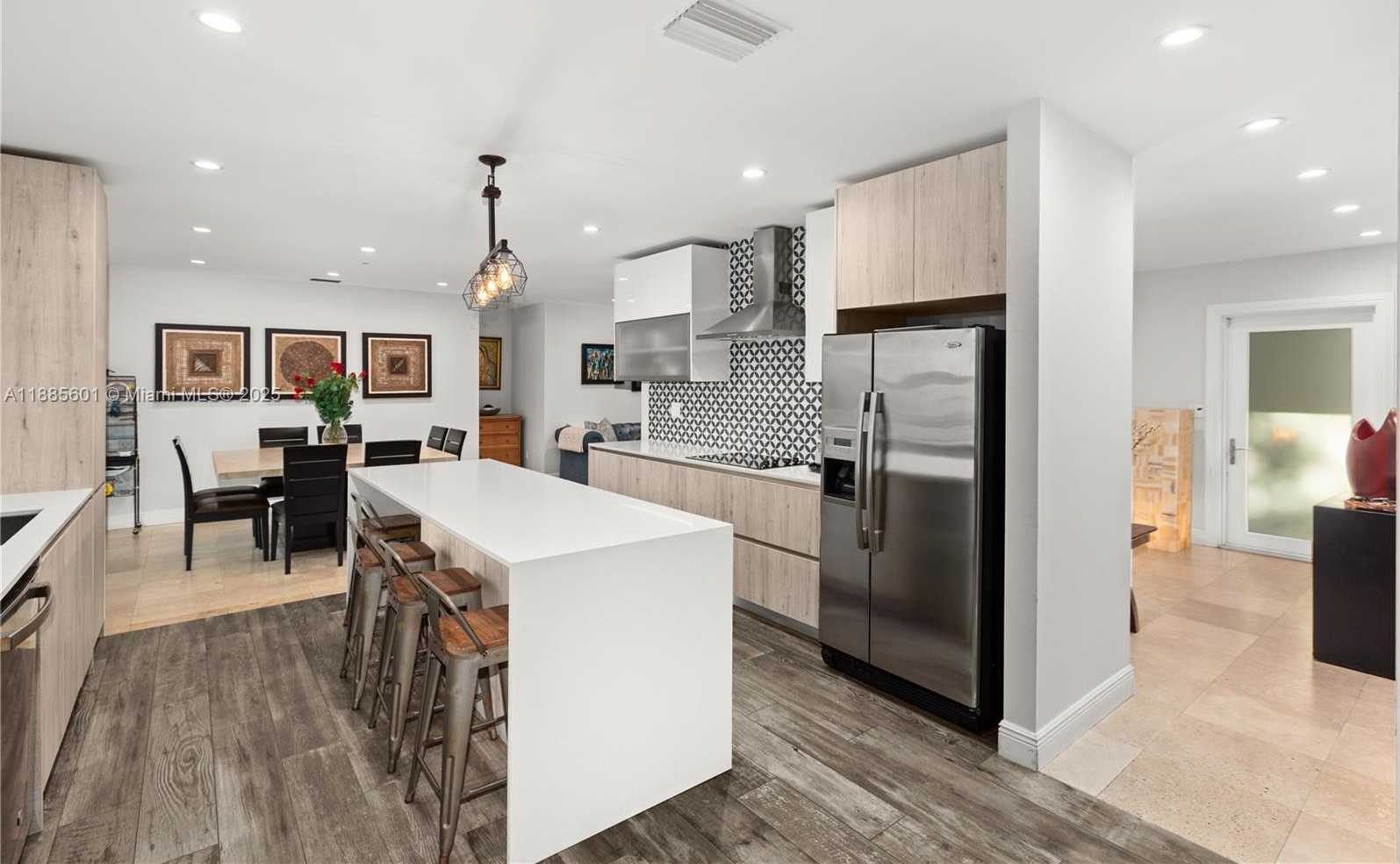Small Image of 6809 MENTONE ST, Coral Gables Number 14