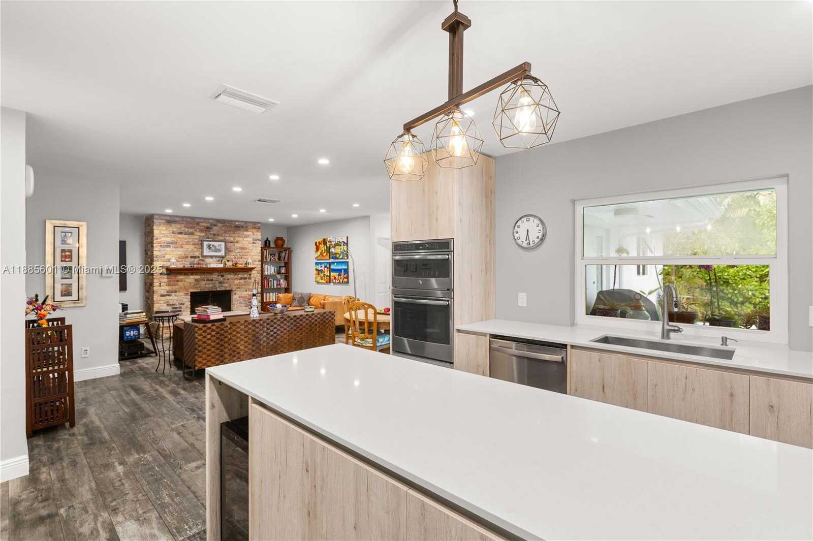 Small Image of 6809 MENTONE ST, Coral Gables Number 16