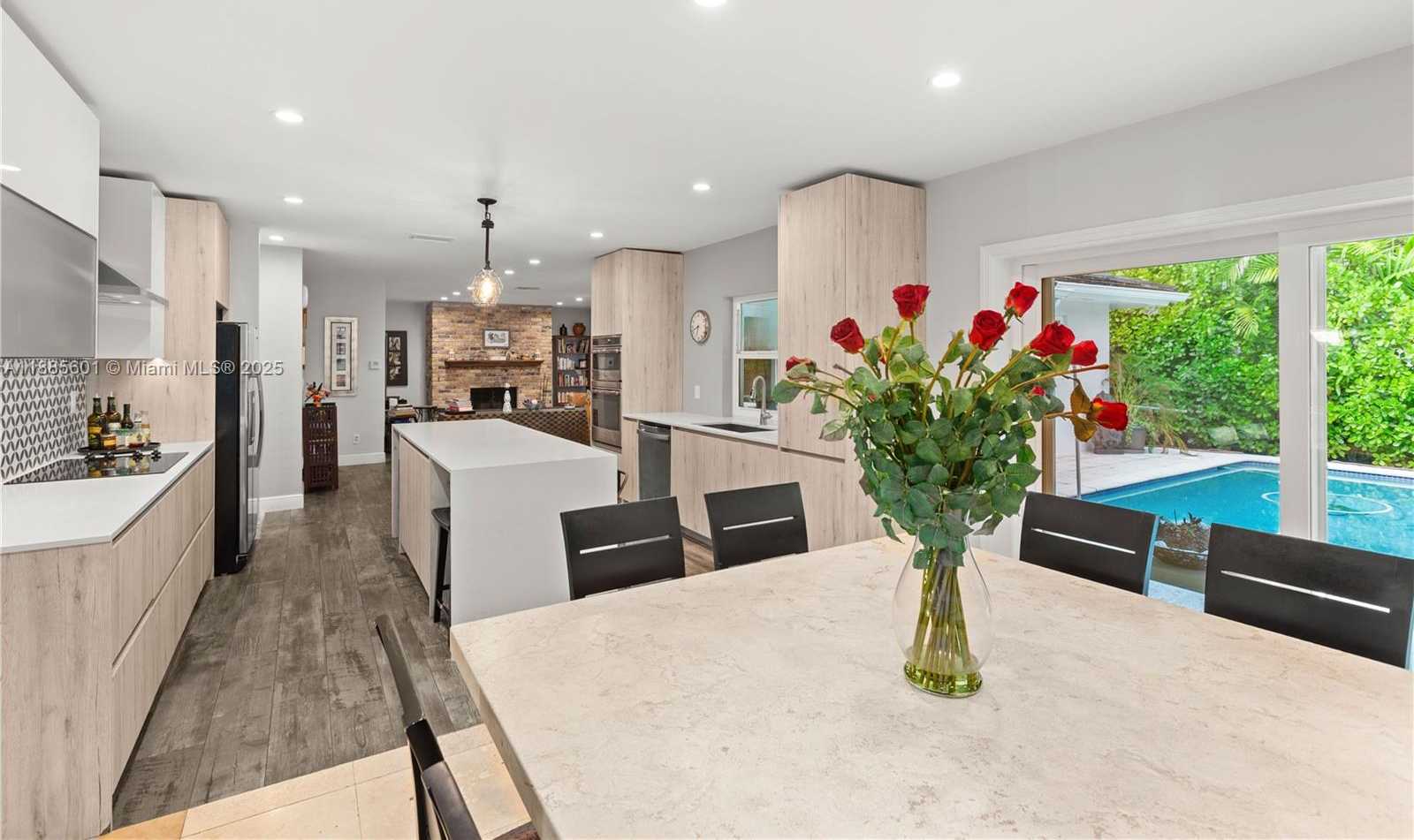 Small Image of 6809 MENTONE ST, Coral Gables Number 28