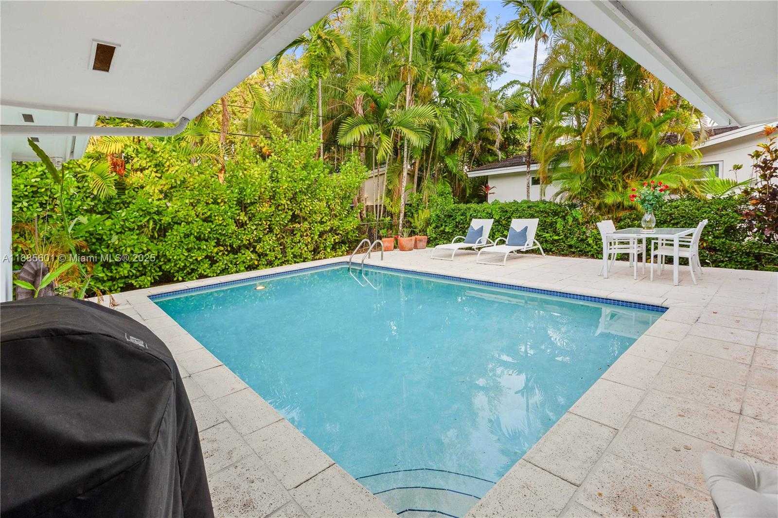 Small Image of 6809 MENTONE ST, Coral Gables Number 38