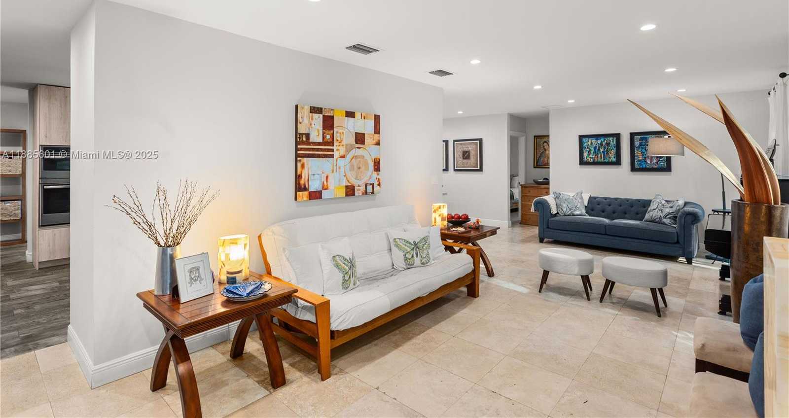 Small Image of 6809 MENTONE ST, Coral Gables Number 4