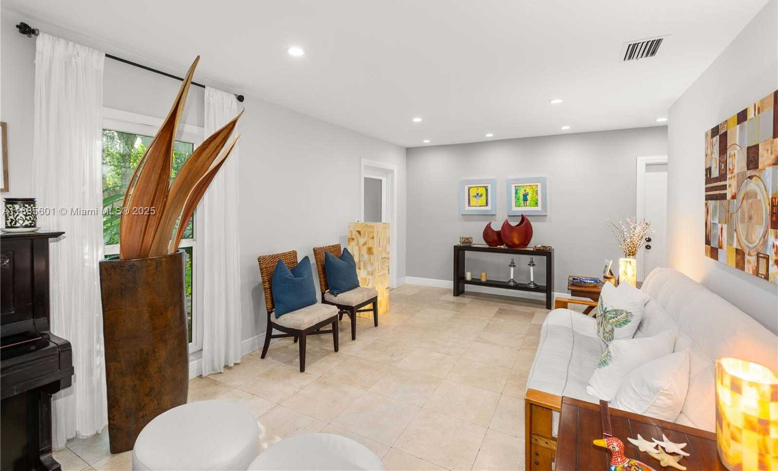 Small Image of 6809 MENTONE ST, Coral Gables Number 6