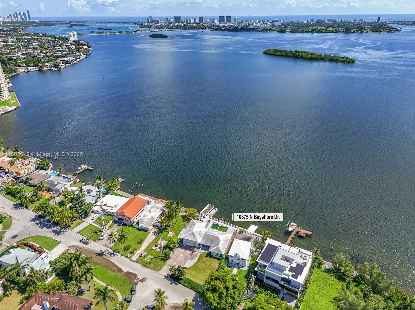 Small Image of 10875 NORTH BAYSHORE DR, Miami Number 3
