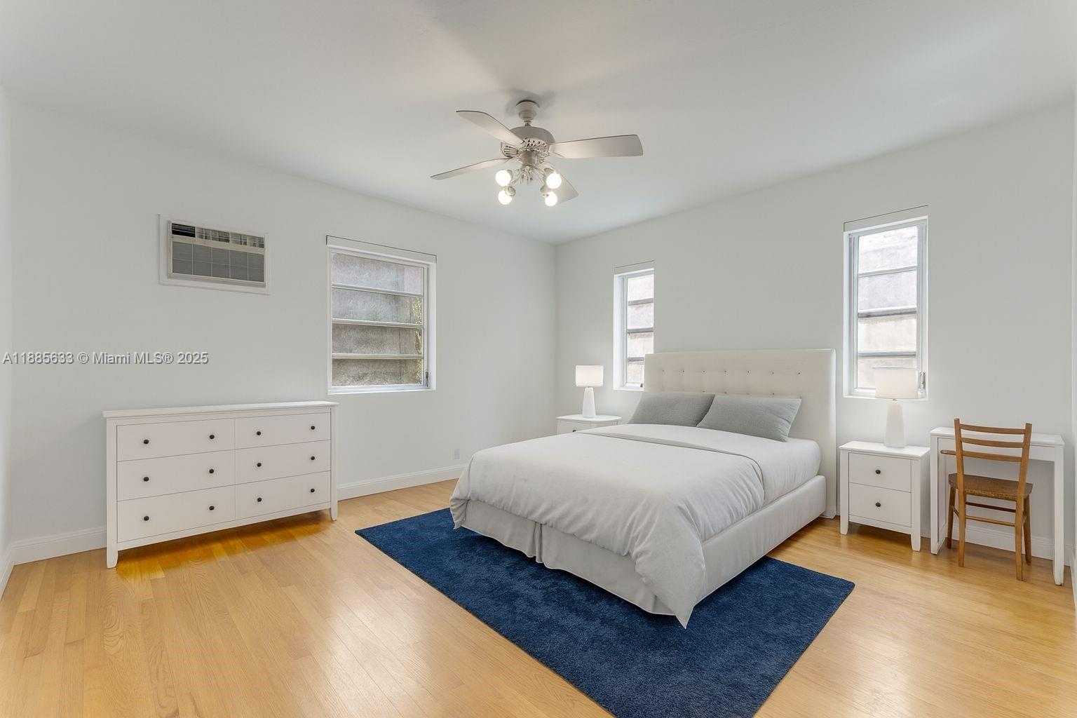 Small Image of 2443 NORTH MERIDIAN AVE, Miami Beach Number 10