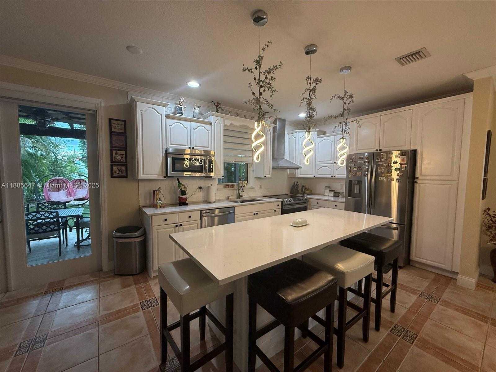 Small Image of 250 NORTH WEST 151ST AVE, Pembroke Pines Number 22