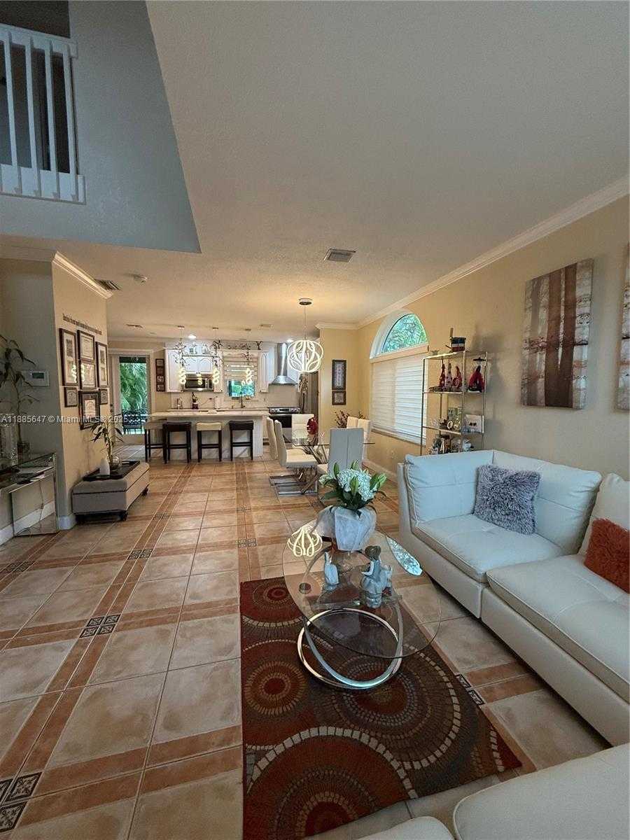 Small Image of 250 NORTH WEST 151ST AVE, Pembroke Pines Number 31