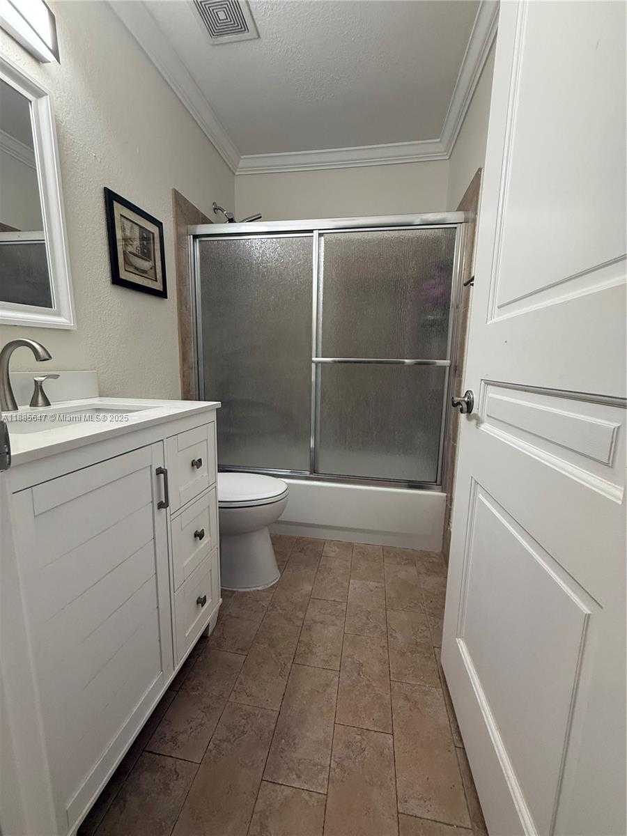Small Image of 250 NORTH WEST 151ST AVE, Pembroke Pines Number 38