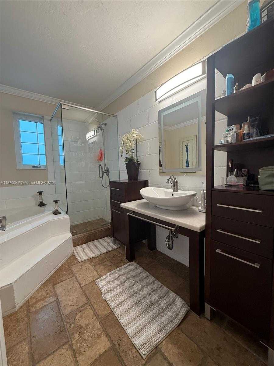 Small Image of 250 NORTH WEST 151ST AVE, Pembroke Pines Number 47