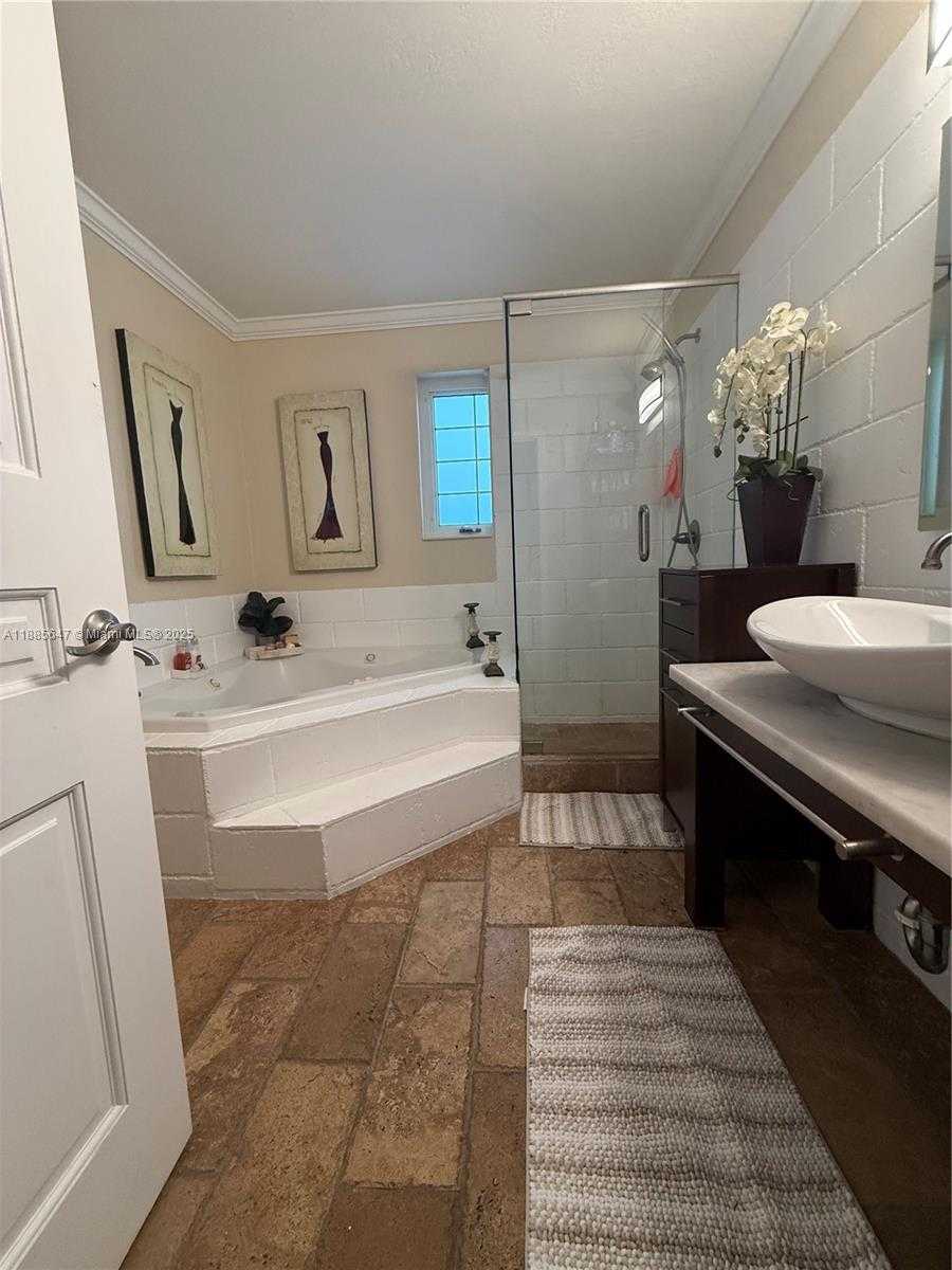 Small Image of 250 NORTH WEST 151ST AVE, Pembroke Pines Number 48