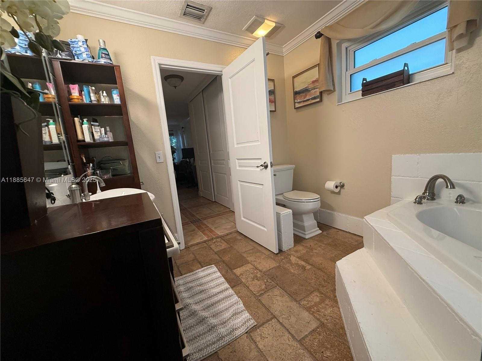 Small Image of 250 NORTH WEST 151ST AVE, Pembroke Pines Number 49