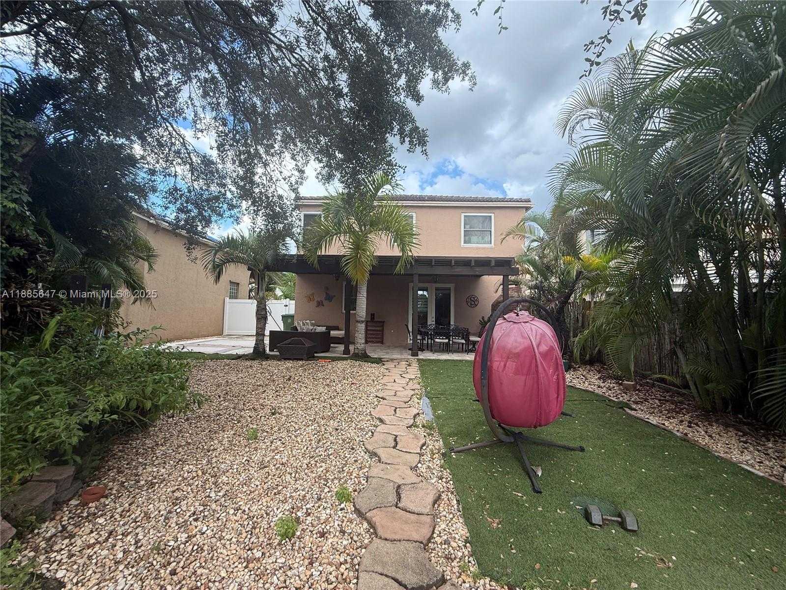 Small Image of 250 NORTH WEST 151ST AVE, Pembroke Pines Number 86