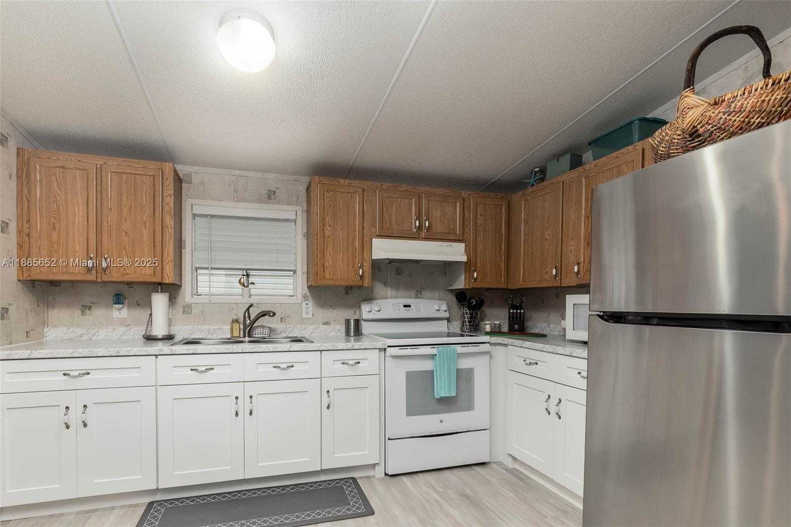 Small Image of 1800 SOUTH WEST 85TH AVE, Davie Number 11