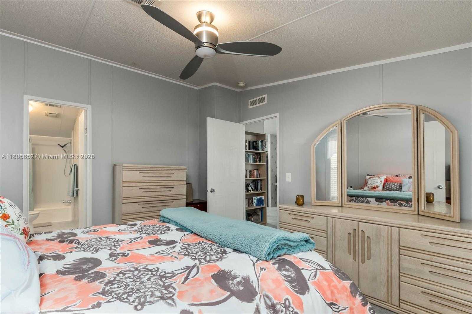 Small Image of 1800 SOUTH WEST 85TH AVE, Davie Number 13