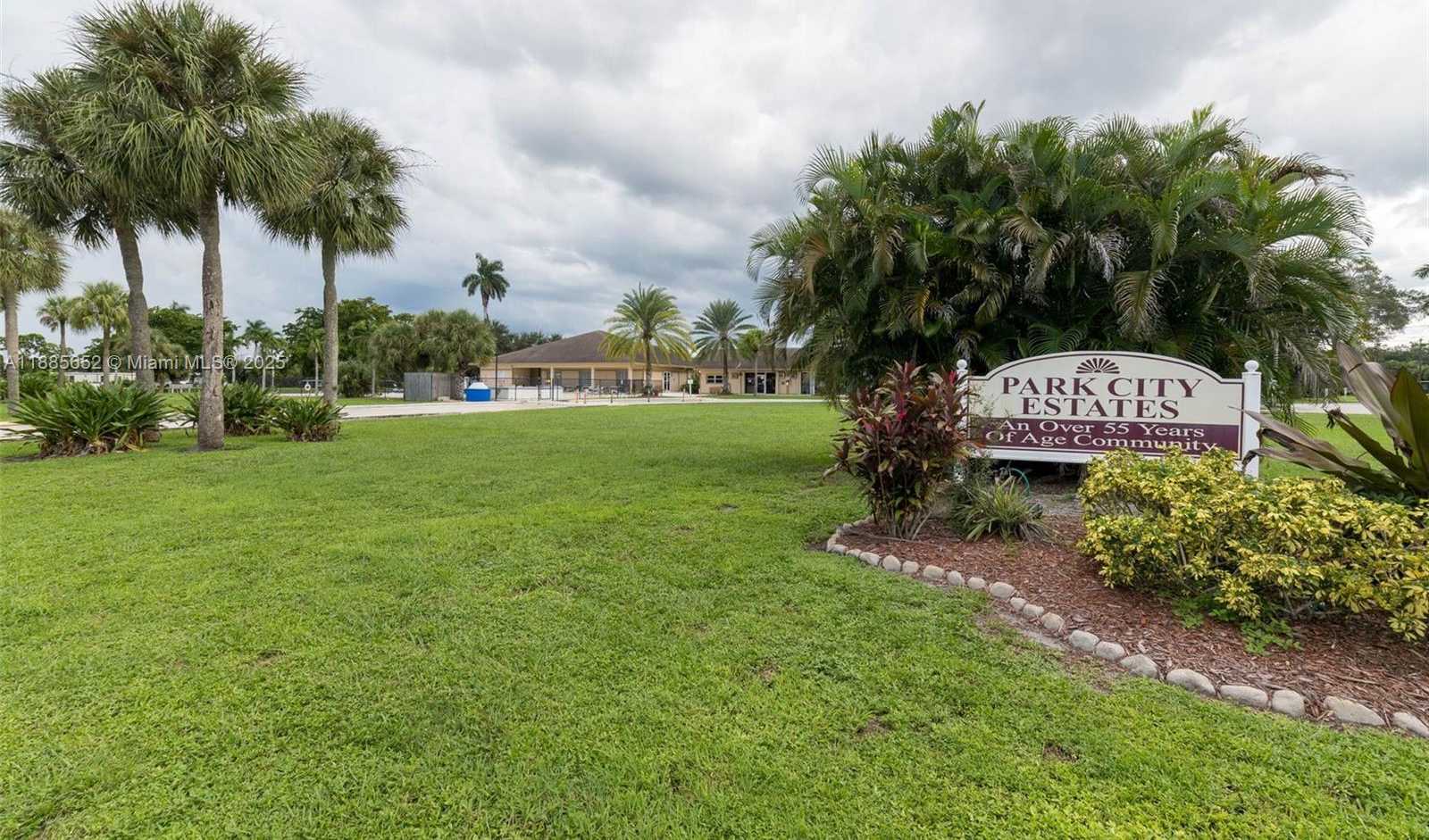 Small Image of 1800 SOUTH WEST 85TH AVE, Davie Number 23