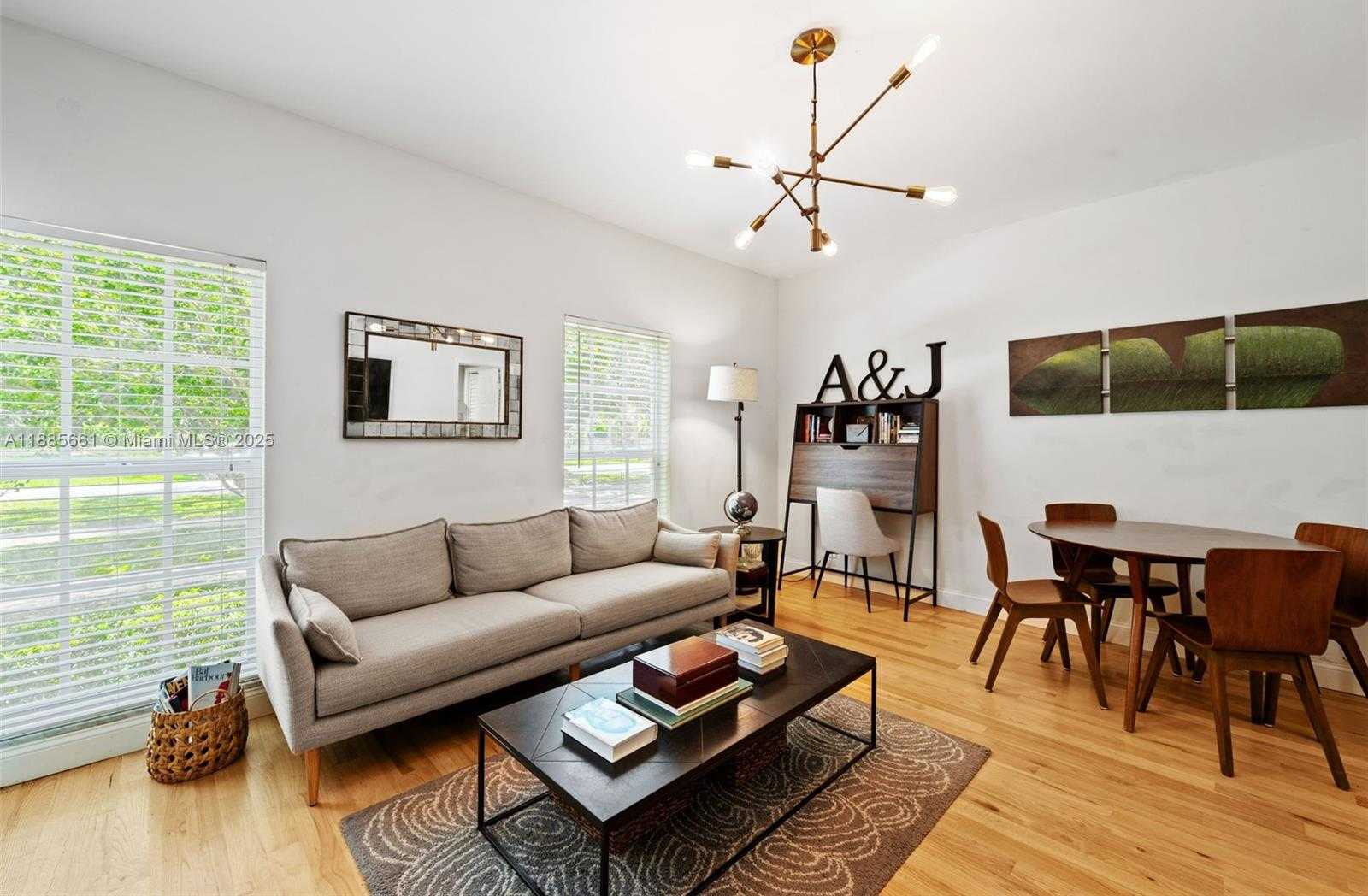 Small Image of 1314 COUNTRY CLUB PRADO, Coral Gables Number 13