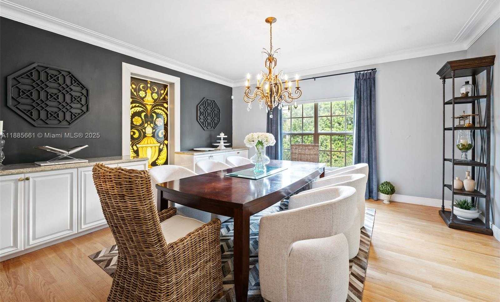 Small Image of 1314 COUNTRY CLUB PRADO, Coral Gables Number 4