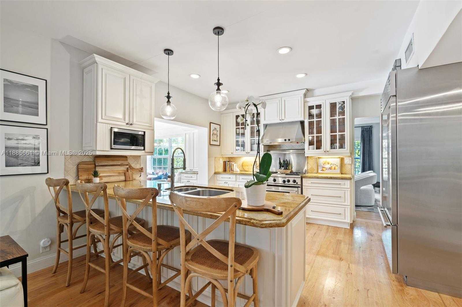 Small Image of 1314 COUNTRY CLUB PRADO, Coral Gables Number 7