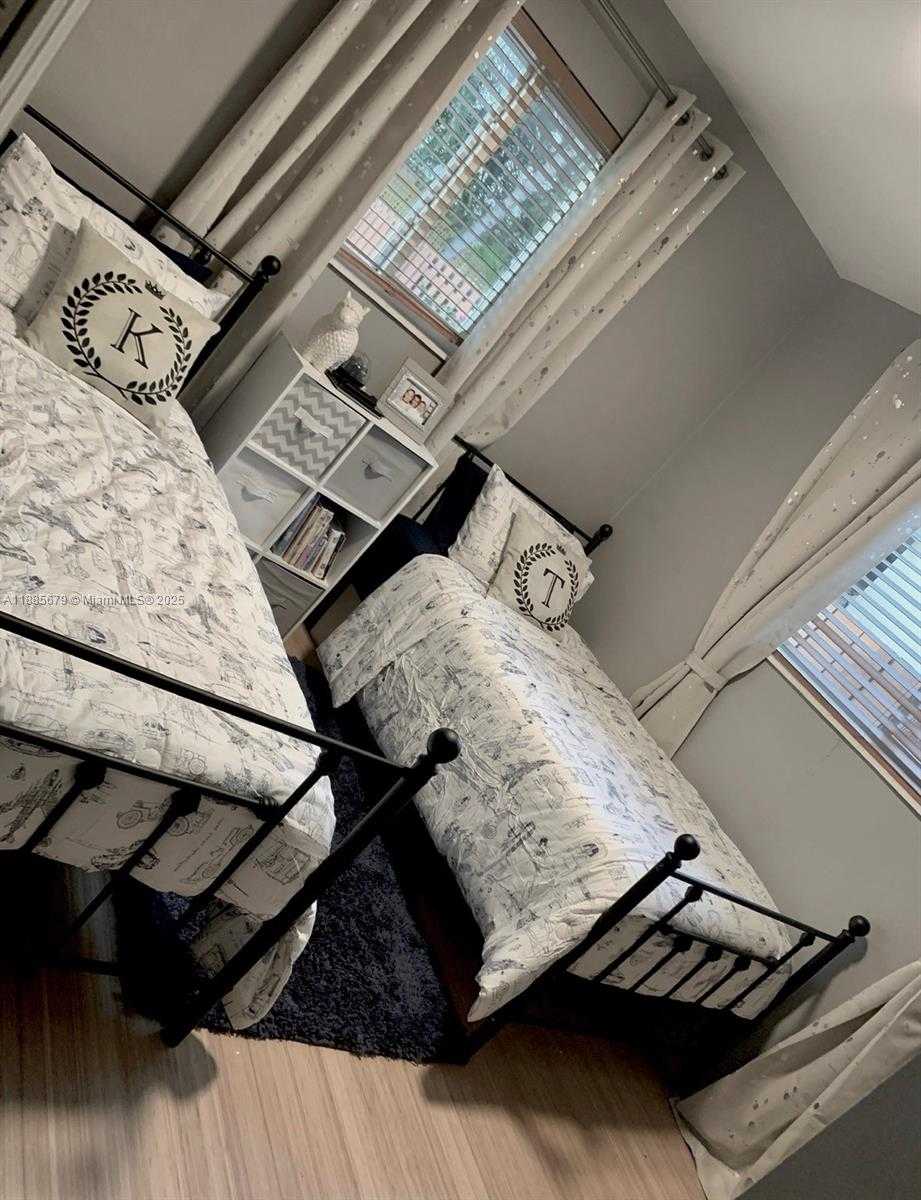 Small Image of 7655 TROPICANA ST, Miramar Number 14