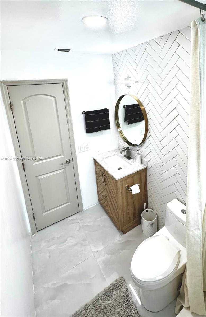 Small Image of 7655 TROPICANA ST, Miramar Number 17