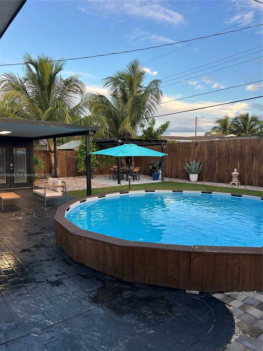 Small Image of 7655 TROPICANA ST, Miramar Number 21