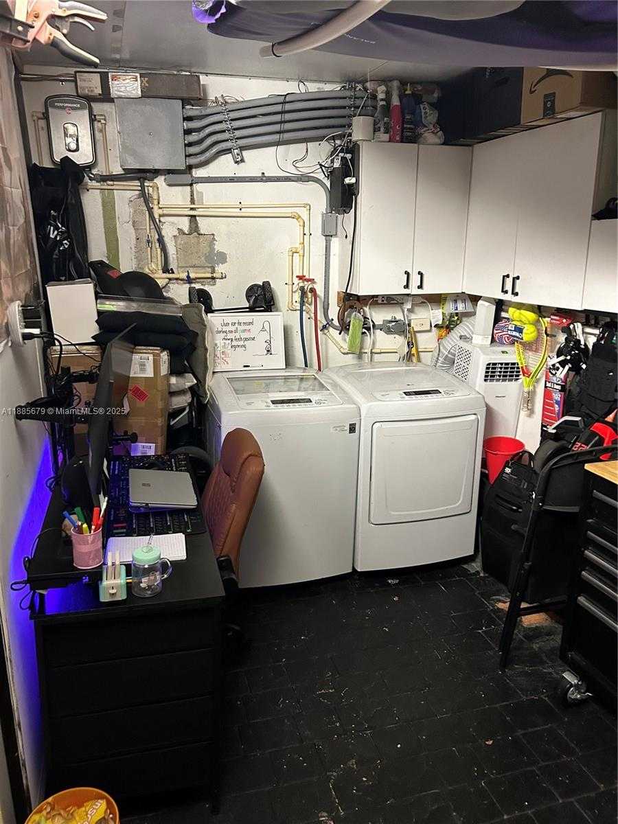 Small Image of 7655 TROPICANA ST, Miramar Number 27